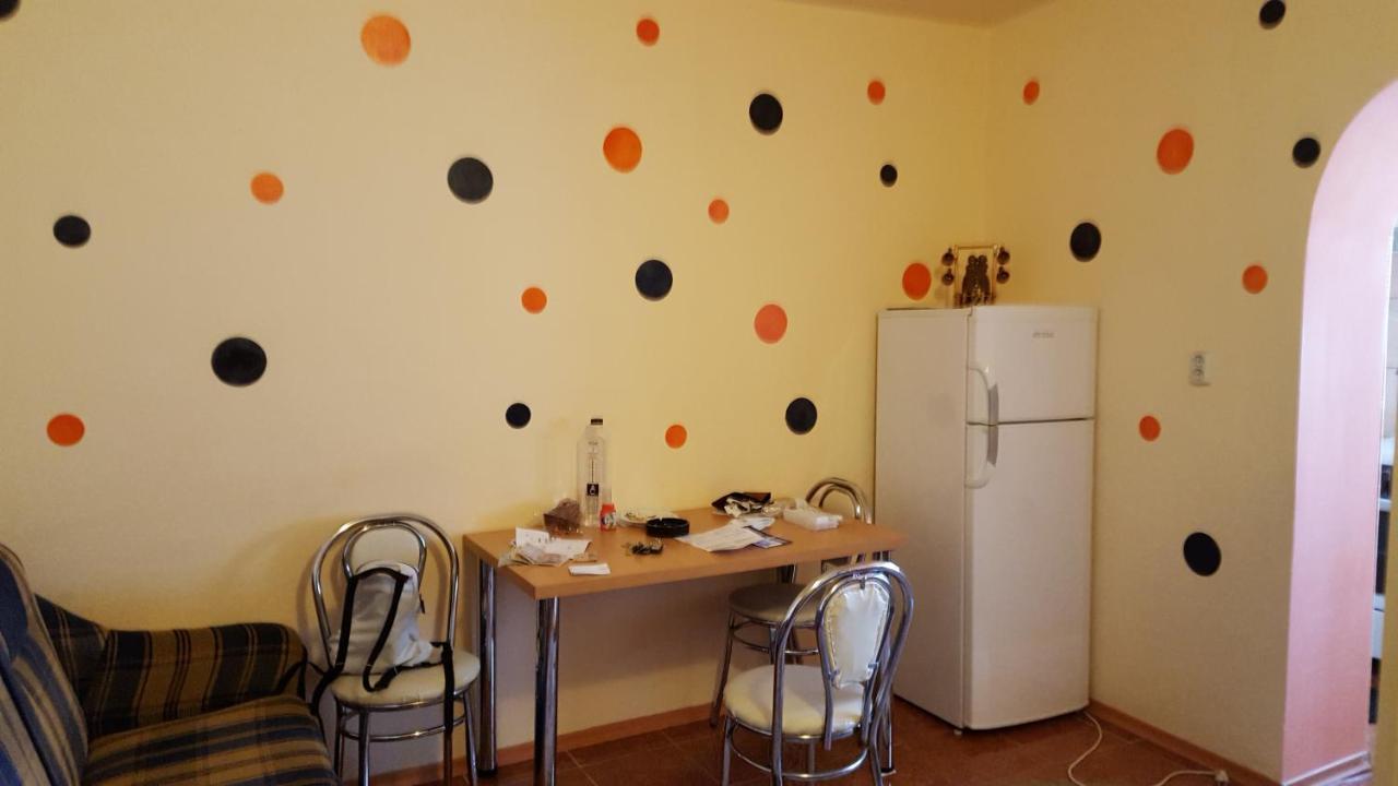Apartament Cu 2 Camere Spatioase In Centrul Orasului - Andrei Brăila Kültér fotó